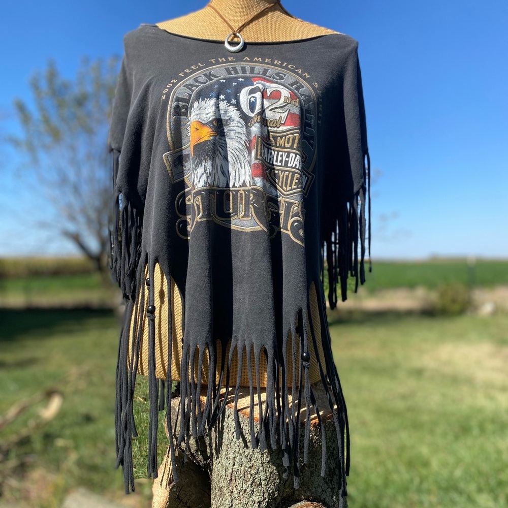 SOLD Harley-Davidson Sturgis Rally ‘02 Black Distressed Fringe Tee NFS